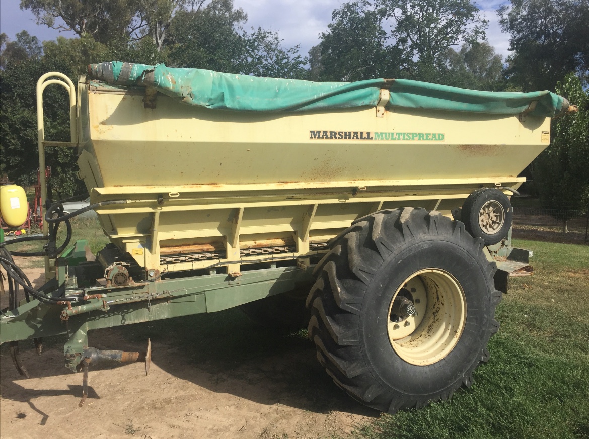 Marshall 880t Spreader Machinery & Equipment Spreaders For